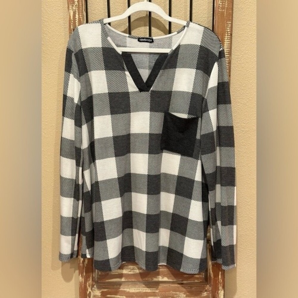 Heimish long sleeve plaid top